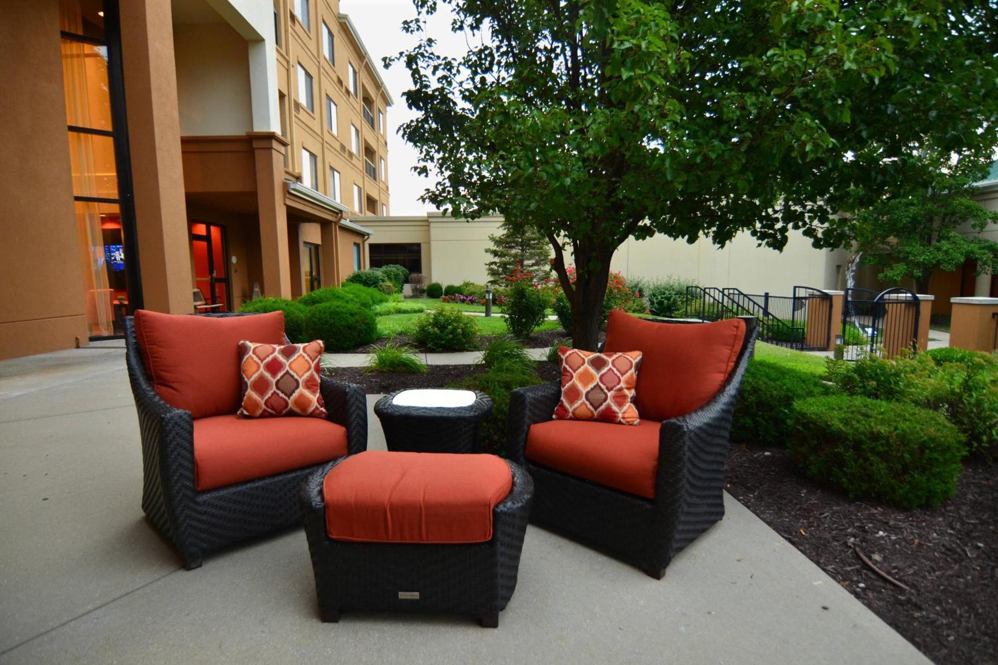 Courtyard Kansas City East/Blue Springs Exterior photo